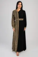 Palestinian dress with side embroidery