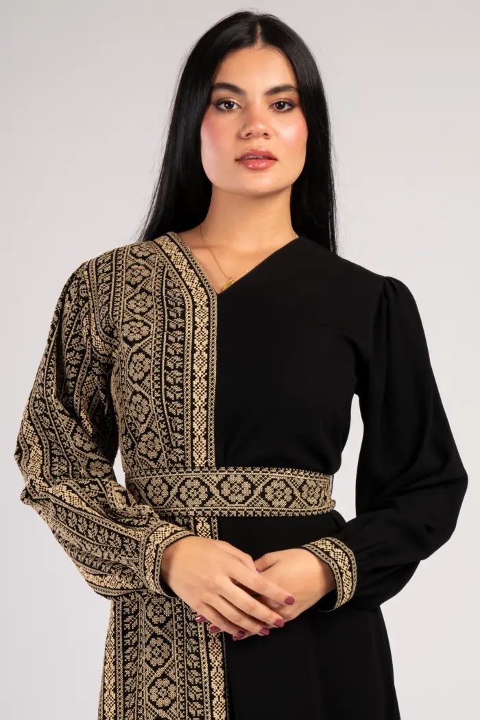 Palestinian dress with side embroidery - Image 2