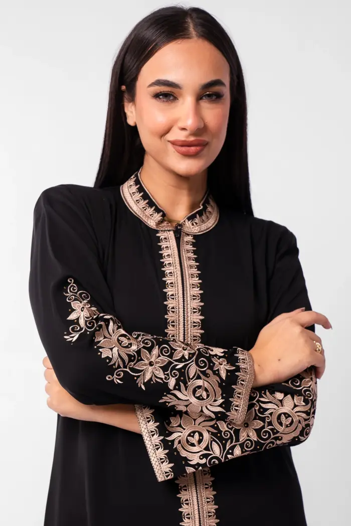 عباية خروج بتطريز على الأكمام - Image 2