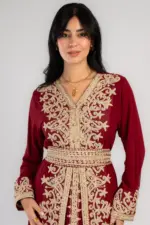 Istikbal abaya with aghbani hand-embroiderey - Image 2