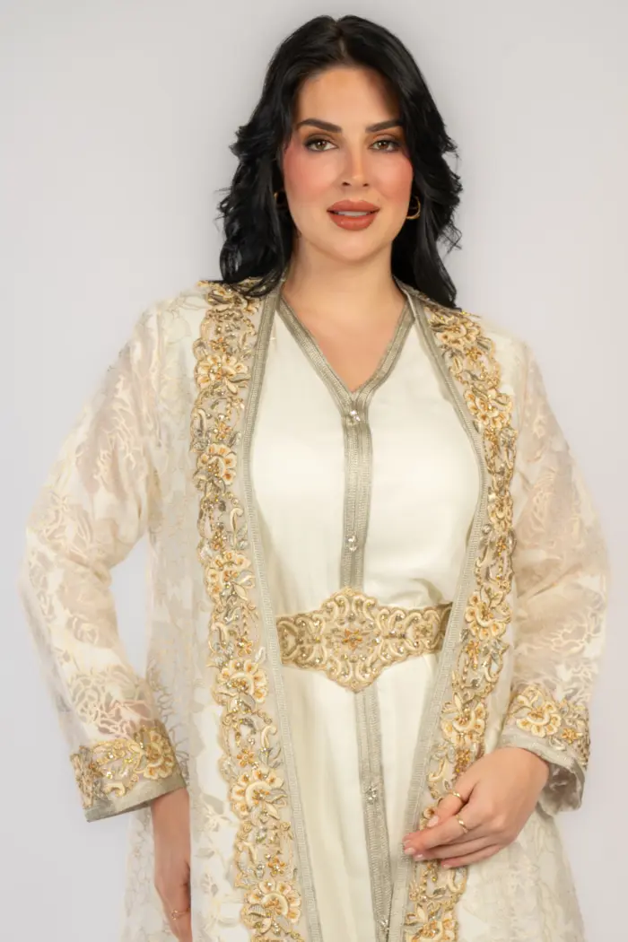 سواريه بقماش الجاكار والدانتيل - Image 2